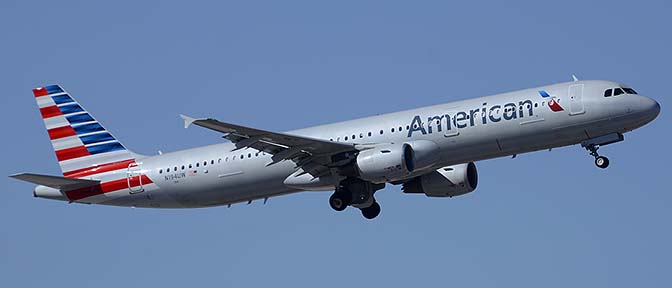 American Airbus A321-211 N194UW, Phoenix Sky Harbor, March 5, 2015
